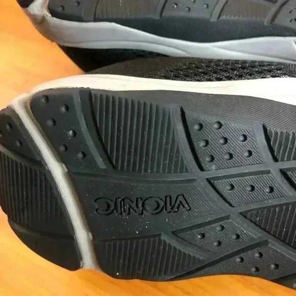 Vionic by Orthaheel Action Emerald Women's Black Sneaker sz 10 - Picture 7 of 8